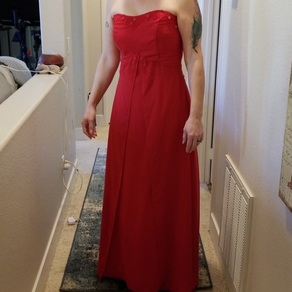 Evening gown Red